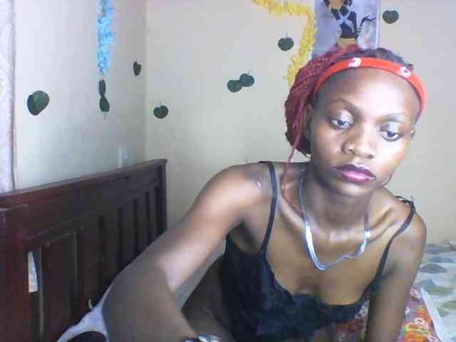 Luna-Noir webcam