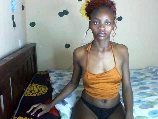 Luna-Noir webcam