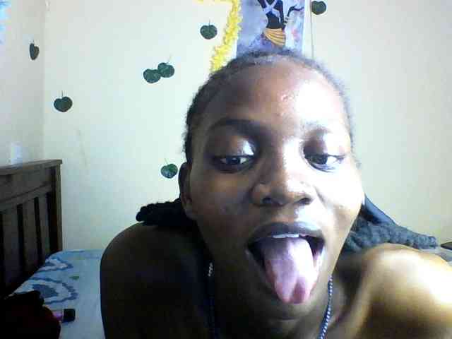 Luna-Noir webcam