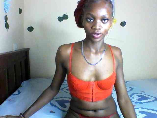 Luna-Noir webcam