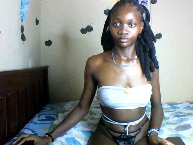Luna-Noir webcam