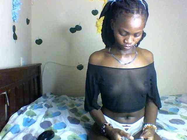 Luna-Noir webcam