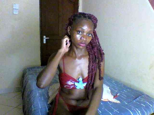 Luna-Noir webcam