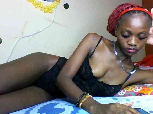 Luna-Noir webcam