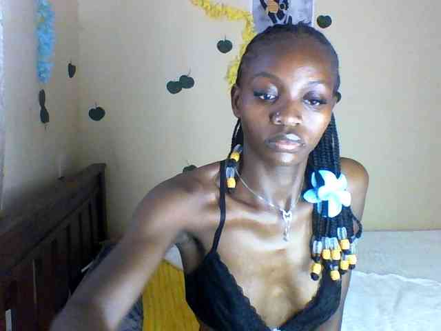 Luna-Noir webcam