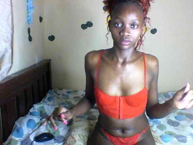 Luna-Noir webcam