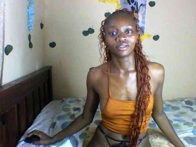Luna-Noir webcam