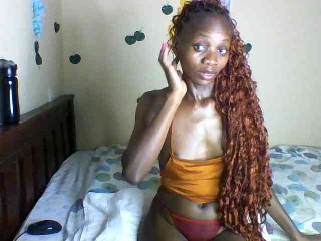 Luna-Noir webcam