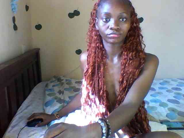 Luna-Noir webcam