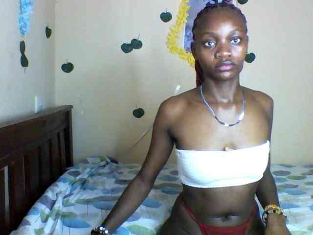 Luna-Noir webcam