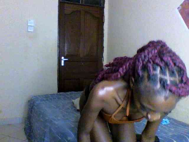 Luna-Noir webcam