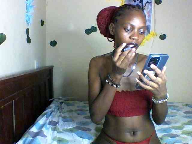 Luna-Noir webcam