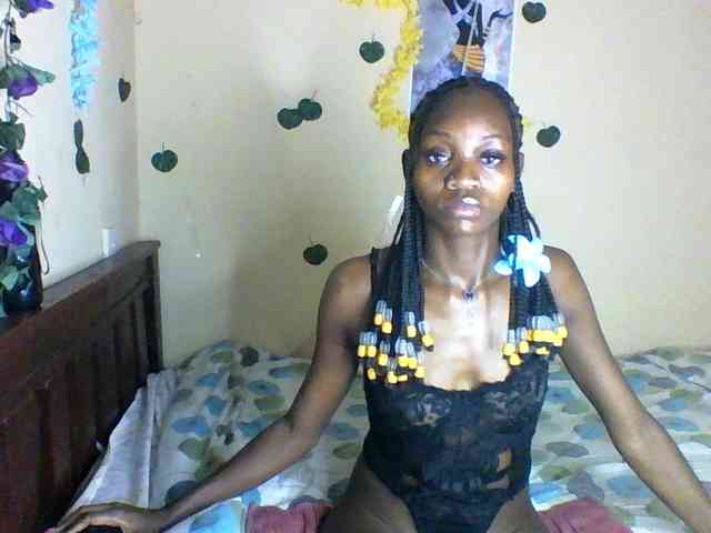 Luna-Noir webcam