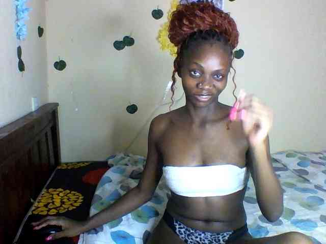 Luna-Noir webcam
