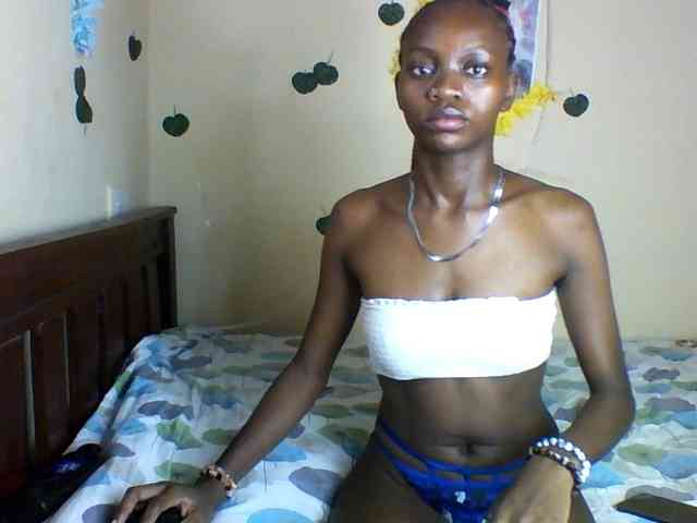 Luna-Noir webcam