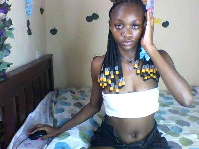 Luna-Noir webcam