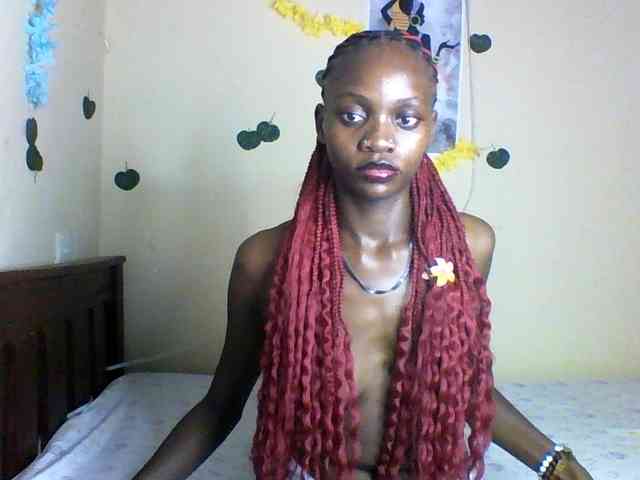 Luna-Noir webcam