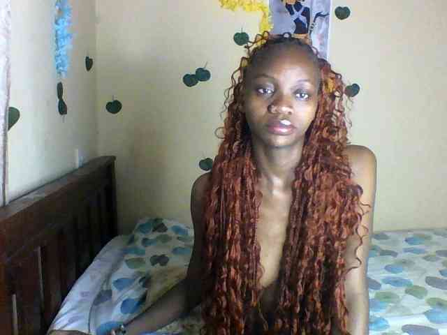 Luna-Noir webcam