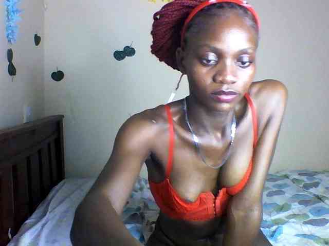 Luna-Noir webcam