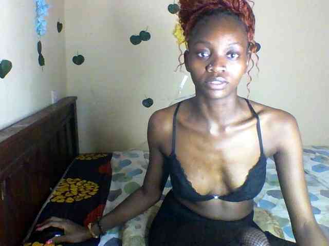 Luna-Noir webcam