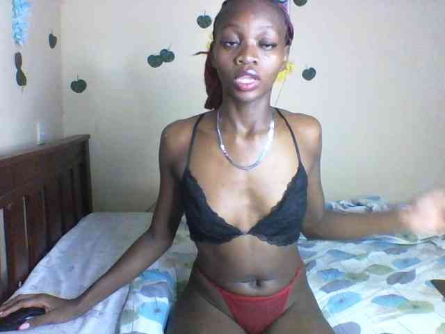 Luna-Noir webcam