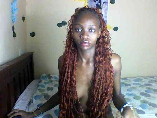 Luna-Noir webcam