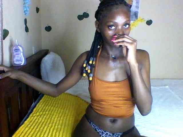 Luna-Noir webcam