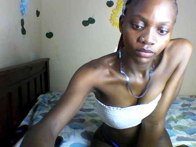 Luna-Noir webcam
