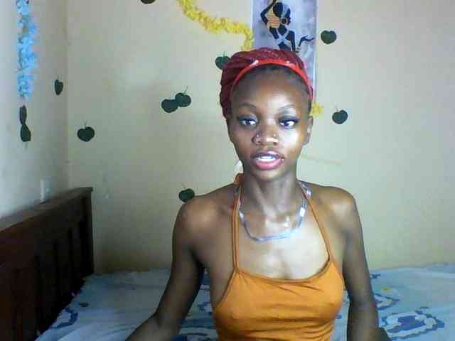 Luna-Noir webcam