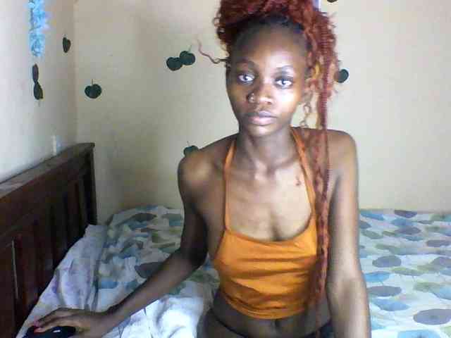 Luna-Noir webcam