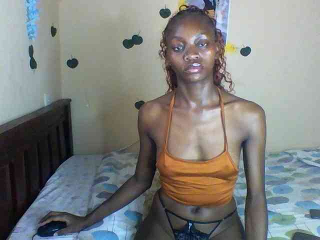 Luna-Noir webcam
