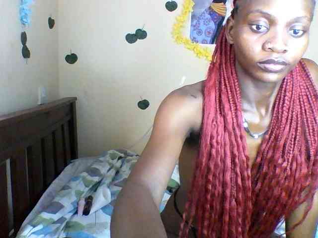 Luna-Noir webcam
