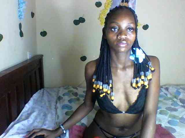 Luna-Noir webcam