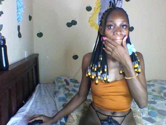 Luna-Noir webcam