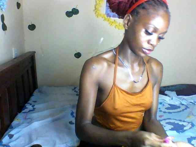 Luna-Noir webcam