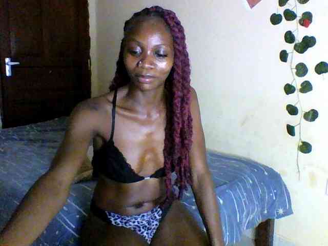 Luna-Noir webcam