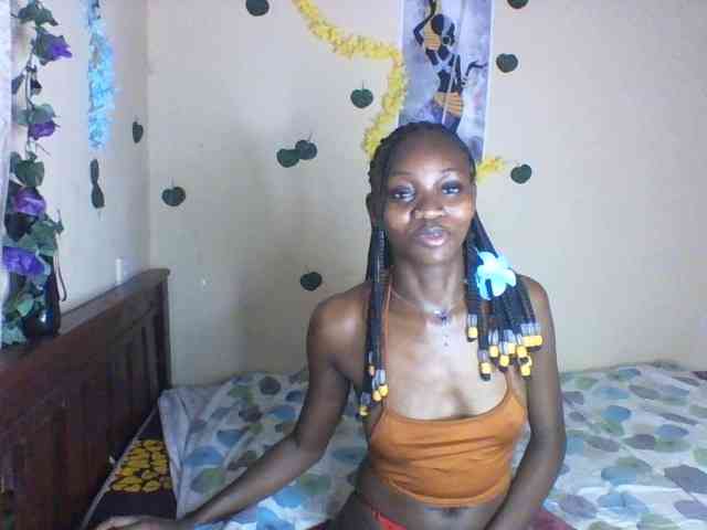 Luna-Noir webcam