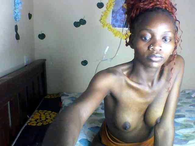 Luna-Noir webcam
