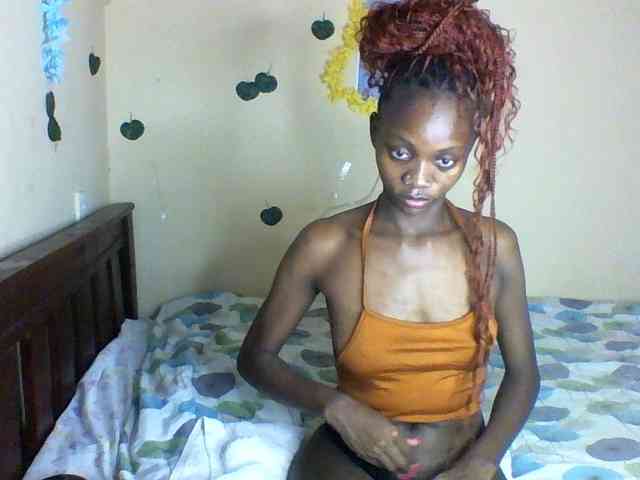 Luna-Noir webcam