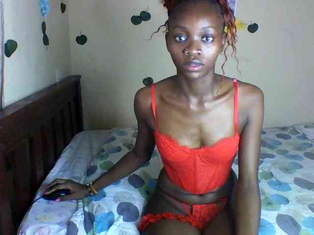 Luna-Noir webcam