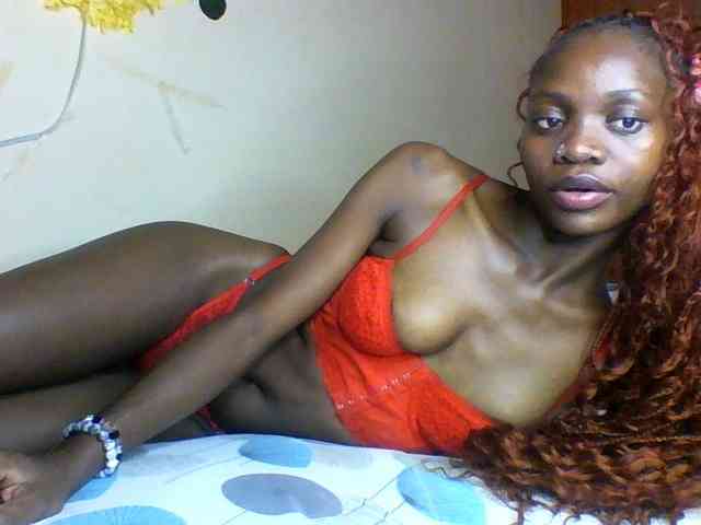 Luna-Noir webcam