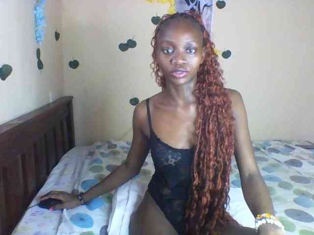 Luna-Noir webcam
