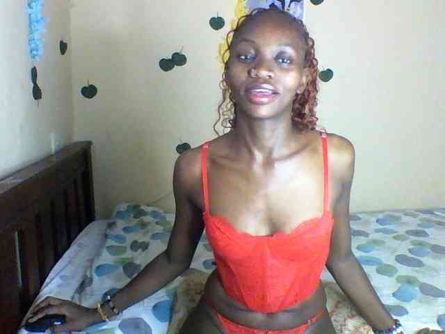 Luna-Noir webcam
