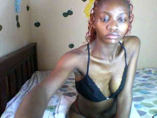 Luna-Noir webcam