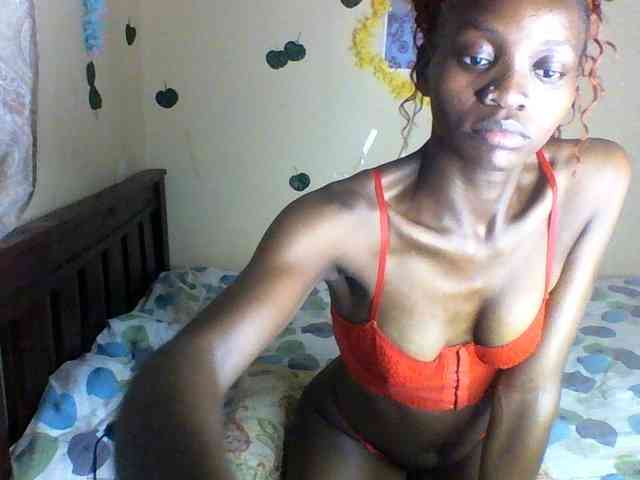 Luna-Noir webcam