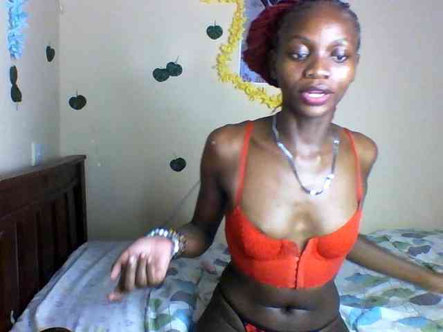Luna-Noir webcam