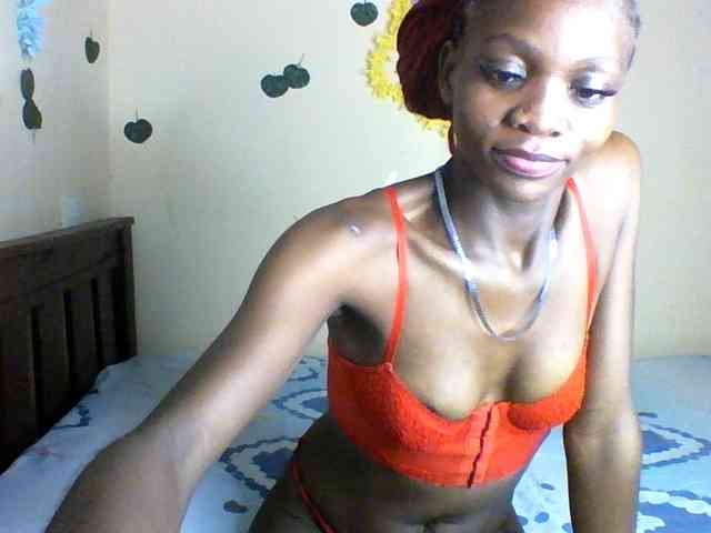 Luna-Noir webcam