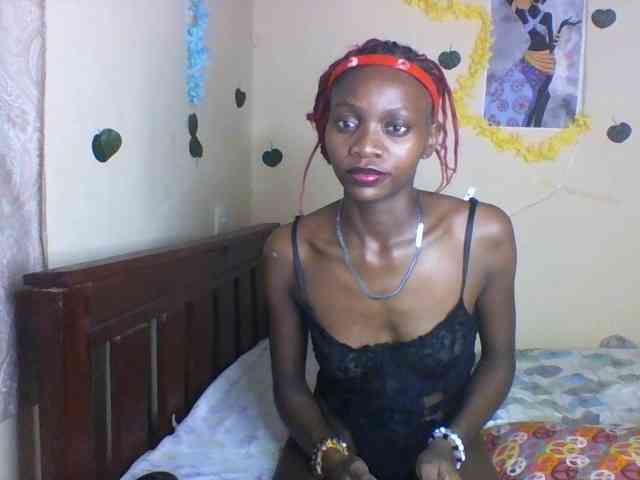Luna-Noir webcam