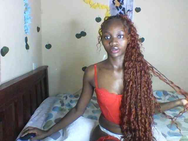 Luna-Noir webcam
