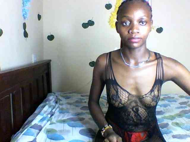 Luna-Noir webcam